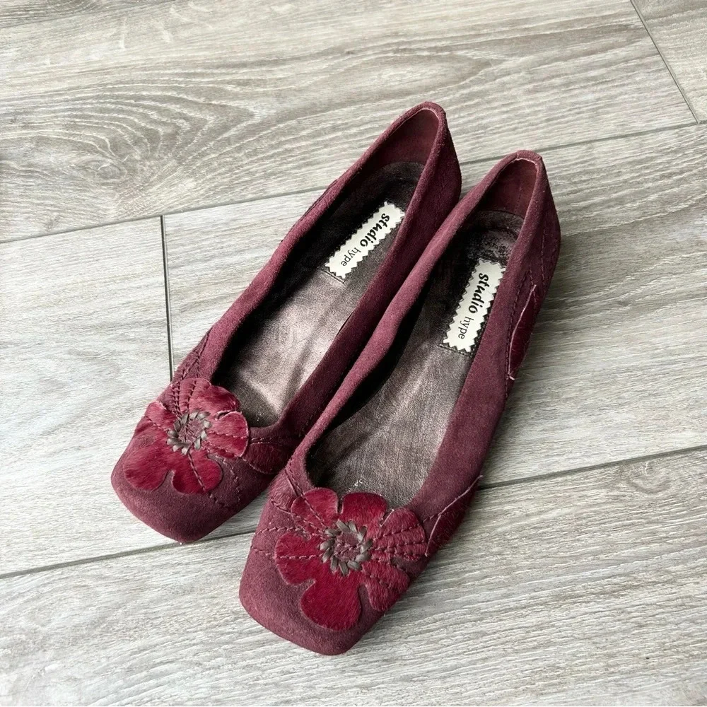 Studio Hype  Red Suede Leather Calf Hair Square Toe Flats - Picture 2 of 12